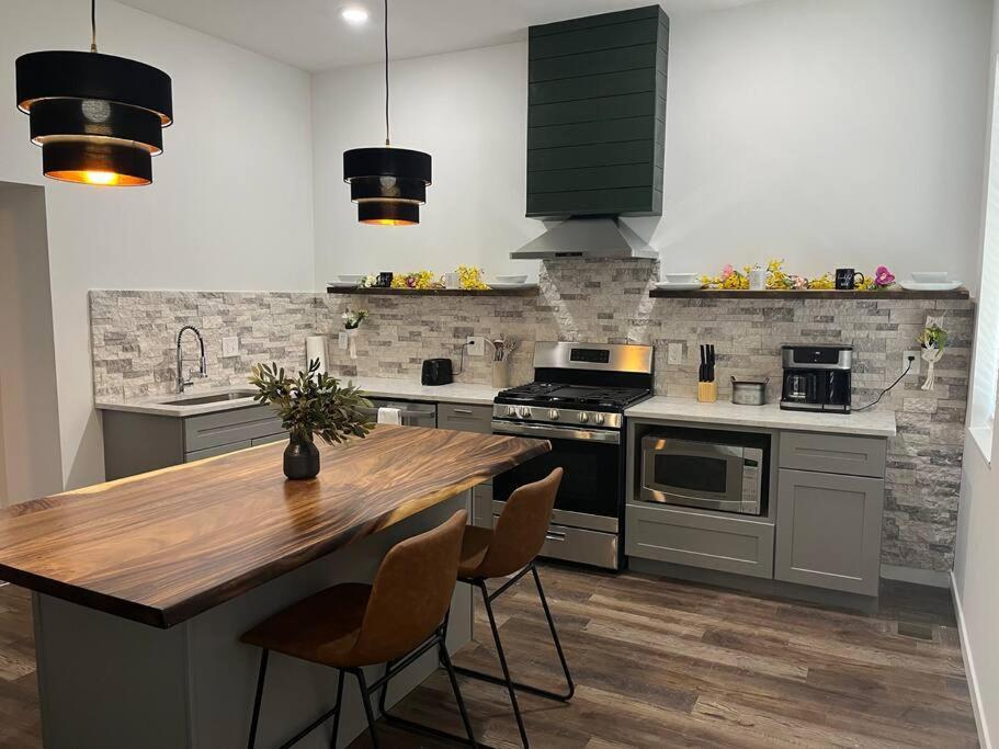 Luxury 2Br Within Walking Distance To Nightlife!! Villa Covington Eksteriør bilde